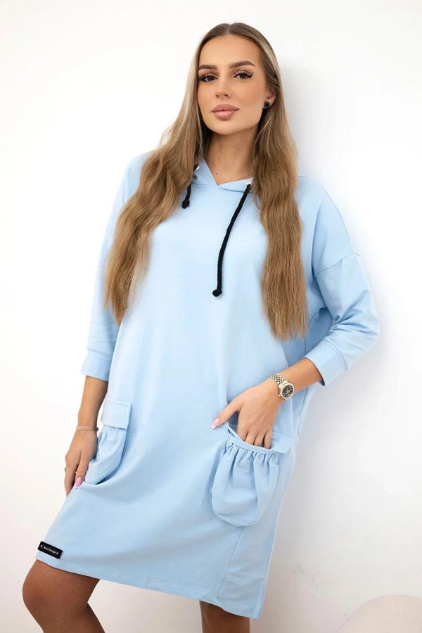 Šaty s kapucňou a vreckami model 9350